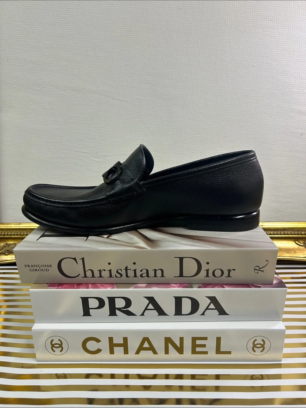 Ferragamo Gancini Crown bit loafers Men’s Black | 8.5